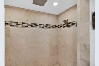 292 Sunlit Cove Drive NE, Saint Petersburg, FL 33702 - Photo 32