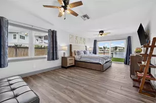292 Sunlit Cove Dr NE, Saint Petersburg, FL 33702 - Photo 24