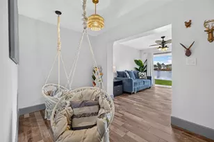 292 Sunlit Cove Dr NE, Saint Petersburg, FL 33702 - Photo 20