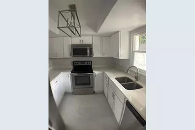 152 Douglas Road W #B, Oldsmar, FL 34677 - Photo 2