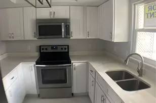 152 Douglas Rd W, Oldsmar, FL 34677 - Photo 2