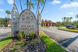 2747 Via Capri, Clearwater, FL 33764 - Photo 10