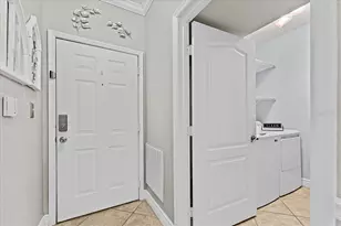 2747 Via Capri, Clearwater, FL 33764 - Photo 4