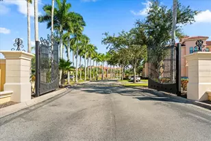2747 Via Capri, Clearwater, FL 33764 - Photo 52