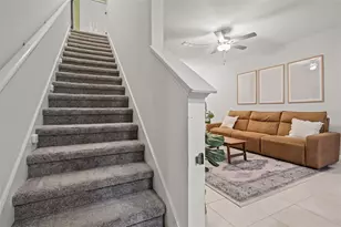 8315 Cor Pne Wy, New Port Richey, FL 34655 - Photo 16
