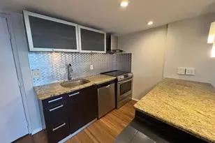 701 S Madison Ave, Clearwater, FL 33756 - Photo 2