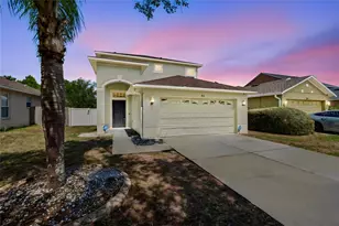 915 Windton Oak Dr, Ruskin, FL 33570 - Photo 1