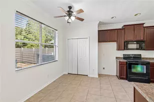 915 Windton Oak Dr, Ruskin, FL 33570 - Photo 14