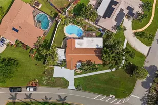 101 Madonna Blvd, Tierra Verde, FL 33715 - Photo 26