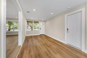 8017 31st Ave N, Saint Petersburg, FL 33710 - Photo 10