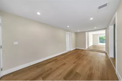 8017 31st Avenue N, Saint Petersburg, FL 33710 - Photo 26