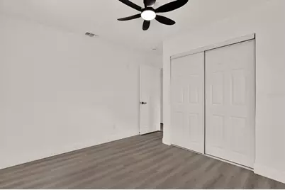 4200 Huntington Street NE, Saint Petersburg, FL 33703 - Photo 28