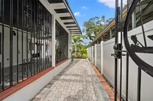 308 E Hollywood St, Tampa, FL 33604 - Photo 46