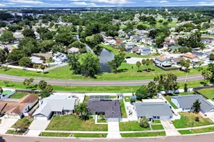 10902 Wingate Dr, Tampa, FL 33624 - Photo 6