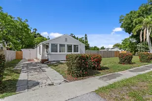 3152 13th Ave N, Saint Petersburg, FL 33713 - Photo 1