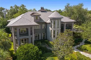 401 Snell Isle Blvd NE, Saint Petersburg, FL 33704 - Photo 1