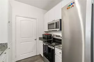 4221 W Spruce St, Tampa, FL 33607 - Photo 16