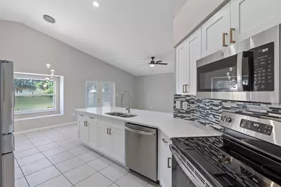 1831 Erin Brooke Drive, Valrico, FL 33594 - Photo 2