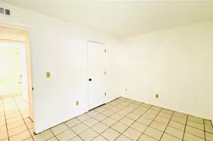 4032 Tumble Wood Trl, Tampa, FL 33613 - Photo 12