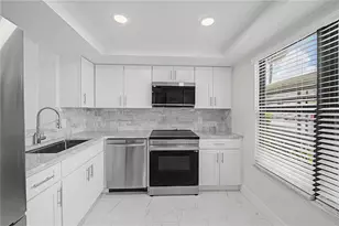 2618 Cove Cay Dr, Clearwater, FL 33760 - Photo 4