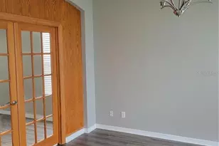 7215 Colonial Lake Dr, Riverview, FL 33578 - Photo 4