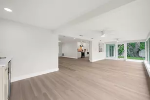 315 Orangewood Ln, Largo, FL 33770 - Photo 24