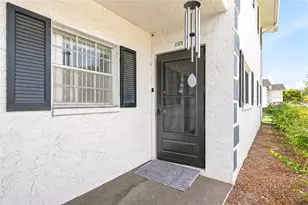 202 46th Ave Terrace W, Bradenton, FL 34207 - Photo 2