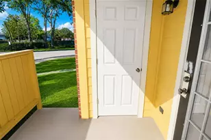 8603 Fancy Finch Dr, Tampa, FL 33614 - Photo 40