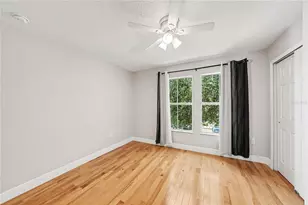 8106 Silent Creek Dr, Tampa, FL 33615 - Photo 10
