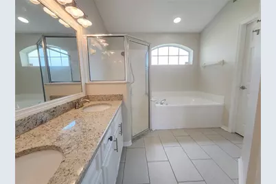 13404 Ironton Drive, Tampa, FL 33626 - Photo 8
