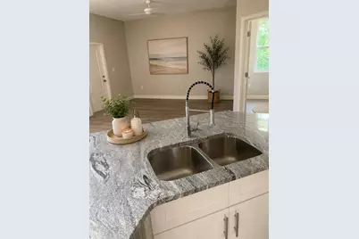 14910 Laurie Lane, Tampa, FL 33613 - Photo 8