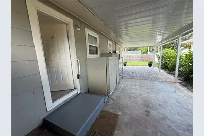 3833 Iris Street N, Saint Petersburg, FL 33703 - Photo 24