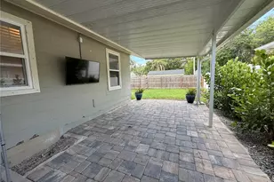 3833 Iris St N, Saint Petersburg, FL 33703 - Photo 26
