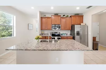 11767 Lake Boulevard, New Port Richey, FL 34655 - Photo 10