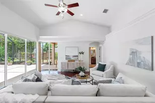 2103 Carroll Landing Dr, Tampa, FL 33612 - Photo 18