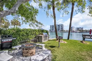 9715 Harrell Ave, Treasure Island, FL 33706 - Photo 22