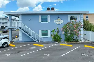 9715 Harrell Ave, Treasure Island, FL 33706 - Photo 30