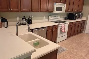98 S Highland Ave, Tarpon Springs, FL 34689 - Photo 12