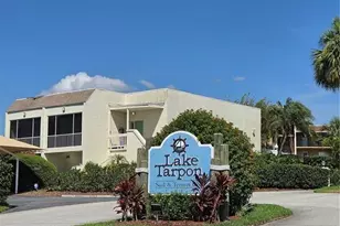 98 S Highland Ave, Tarpon Springs, FL 34689 - Photo 2