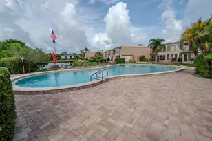 225 Country Club Dr, Largo, FL 33771 - Photo 70