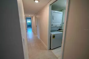 225 Country Club Dr, Largo, FL 33771 - Photo 18