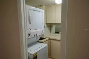 225 Country Club Dr, Largo, FL 33771 - Photo 18