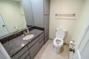 225 Country Club Dr, Largo, FL 33771 - Photo 24