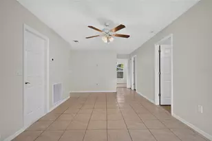 1004 17th Ave W, Bradenton, FL 34205 - Photo 2