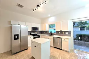 13241 Opal Ct, Largo, FL 33773 - Photo 8