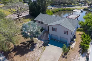 5 Venetian Ct, Tarpon Springs, FL 34689 - Photo 12