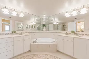 16750 Gulf Blvd, North Redington Beach, FL 33708 - Photo 10