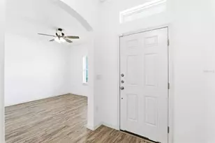 242 Heritage St Street SW, Palm Bay, FL 32908 - Photo 4