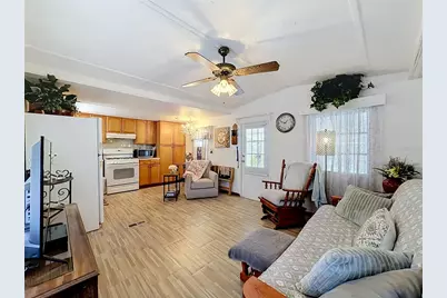 7490 46th Avenue N #109, Saint Petersburg, FL 33709 - Photo 10