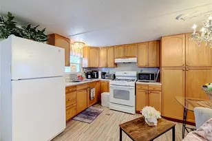 7490 46th Ave N, Saint Petersburg, FL 33709 - Photo 16